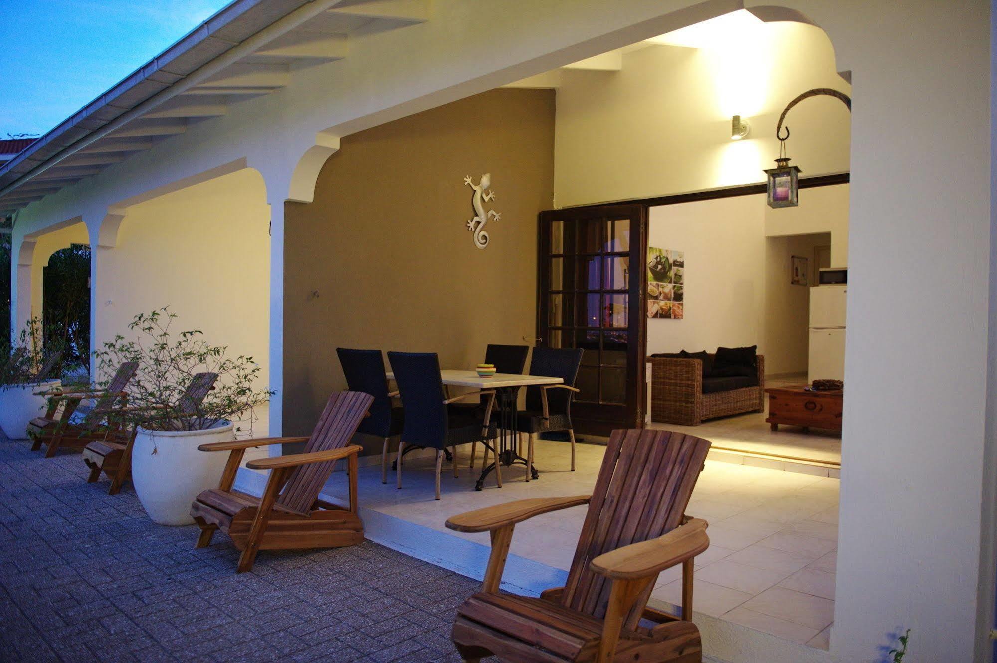 Bantopa Apartments Willemstad Exterior foto