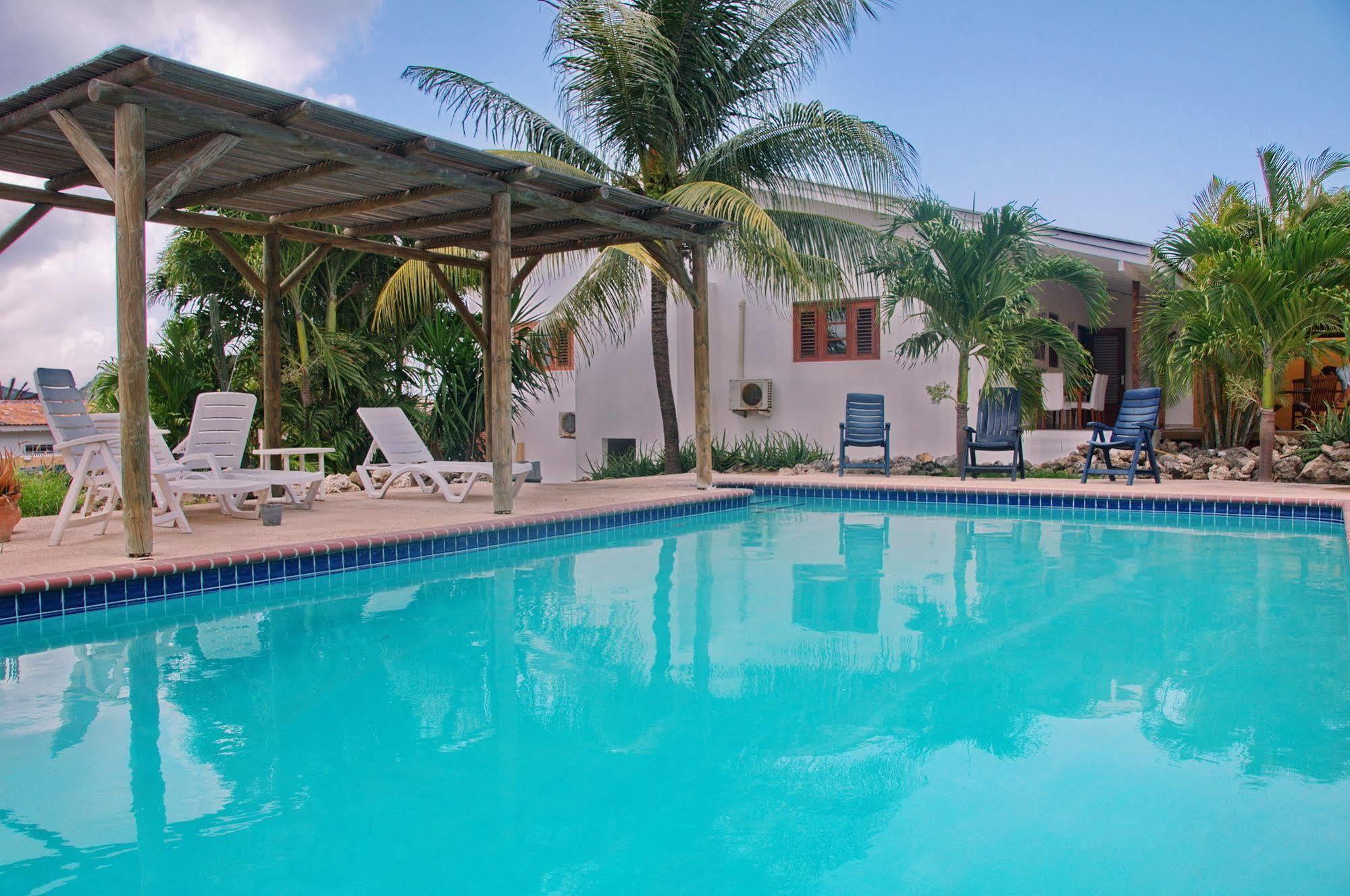 Bantopa Apartments Willemstad Exterior foto